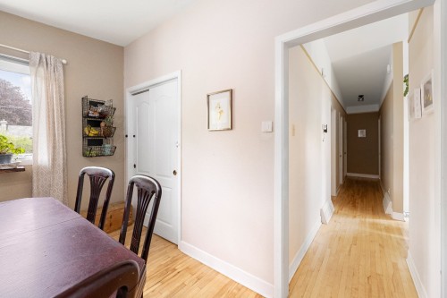 Passageway - 61 Rue Choisy, Québec (Beauport), QC 