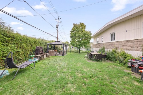 Courtyard - 61 Rue Choisy, Québec (Beauport), QC 