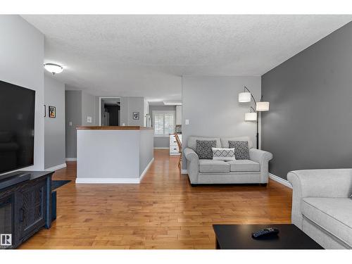 3839 117 St Nw, Edmonton, AB 