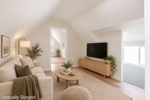 60 William Street, Hamilton, ON 