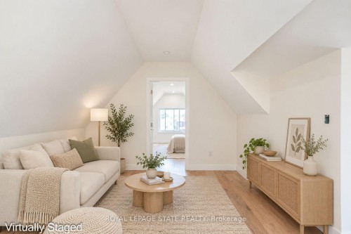 60 William Street, Hamilton, ON 