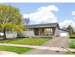 139 Magellan Moncton, NB E1A 5P3