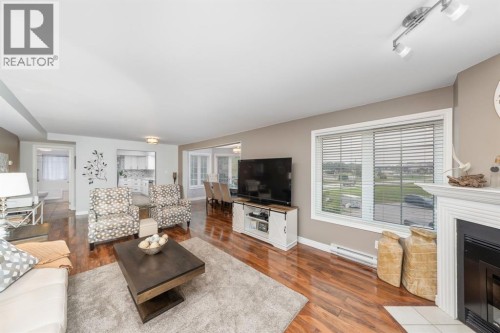 1520 Venetian BOULEVARD Unit# M201  Point Edward, ON N7T 7Z8