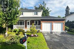 3 JOSEPH CIRCLE  Ottawa, ON K2S 1B9