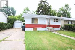 92 Irwin AVENUE  Yorkton, SK S3N 2G9