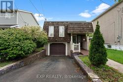 23 CLASSIC AVENUE Welland (Lincoln/Crowland), ON L3B 1P3