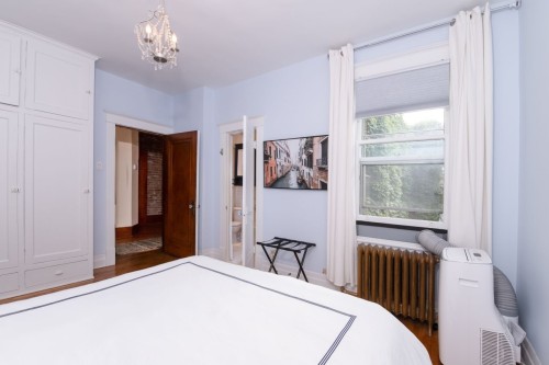 Bedroom - 2302 Av. Regent, Montréal (Côte-Des-Neiges/Notre-Dame-De-Grâce), QC 