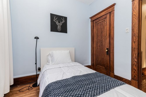 Bedroom - 2302 Av. Regent, Montréal (Côte-Des-Neiges/Notre-Dame-De-Grâce), QC 