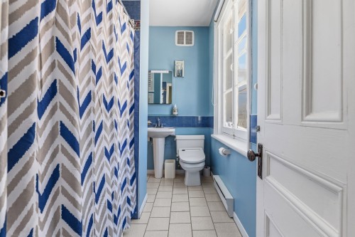 Salle de bains - 337 Grande Côte E., Lanoraie, QC 