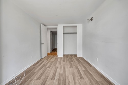 Logement - 543 Rue De Mazenod, Québec (La Cité-Limoilou), QC 