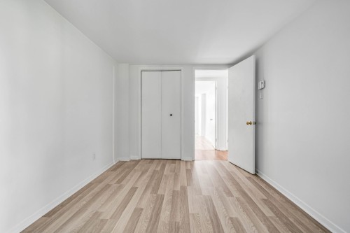 Logement - 543 Rue De Mazenod, Québec (La Cité-Limoilou), QC 