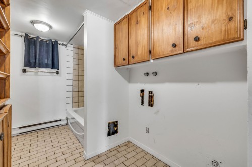Logement - 543 Rue De Mazenod, Québec (La Cité-Limoilou), QC 