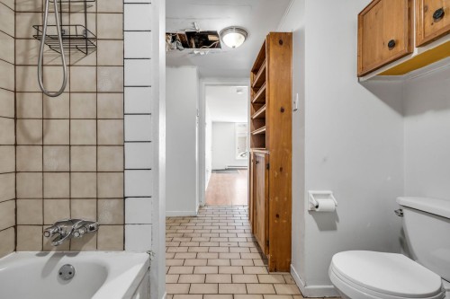 Logement - 543 Rue De Mazenod, Québec (La Cité-Limoilou), QC 