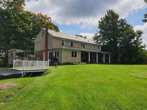 Cour - 65 Ch. Papineau, Lac-Brome, QC 