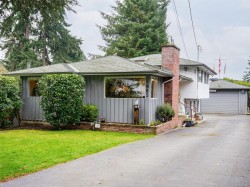 985 Sutcliffe Rd Saanich, BC V8Y 1M9