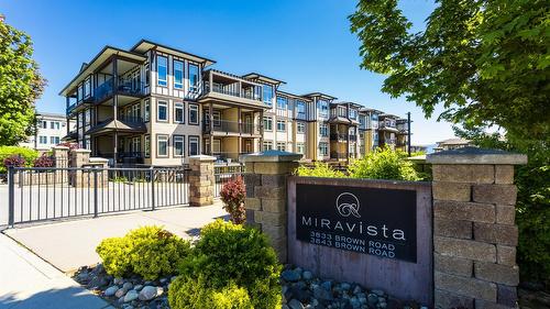 1211-3833 Brown Road  West Kelowna, BC V4T 2J3