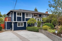 1640 Earlston Ave Saanich, BC V8P 2Z5
