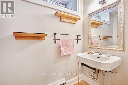 550 Piccadilly Avenue, Ottawa, ON 