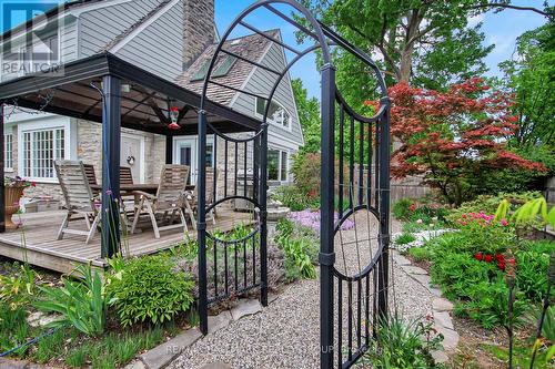 550 Piccadilly Avenue, Ottawa, ON 