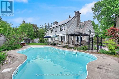 Backyard Oasis - 550 Piccadilly Avenue, Ottawa, ON 