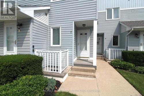 7 - 48 ONTARIO STREET S , Lambton Shores (Grand Bend), Ontario N0M 1T0 5