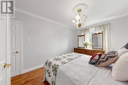 2 Dorking Crescent, Toronto, ON 