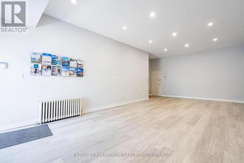267 Lakeshore Road E, Mississauga, ON 