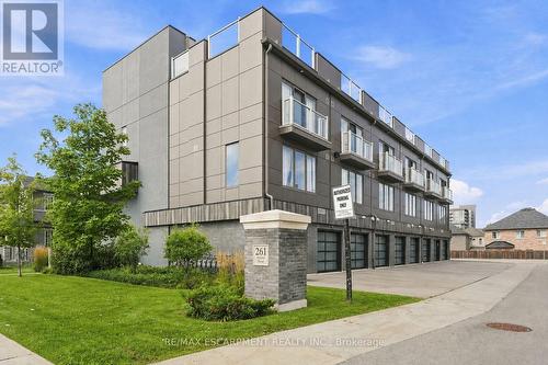 18 - 261 Skinner Road, Hamilton, ON 