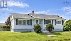 73 King Street  Yarmouth, NS B5A 2Y2