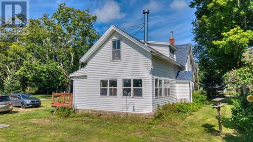 10136 Highway 1, Paradise, NS 