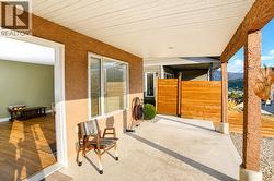 covered lower patio - 