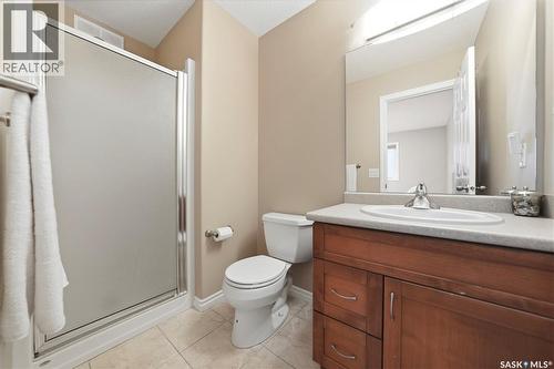 220 Floyd Court, Warman, SK 