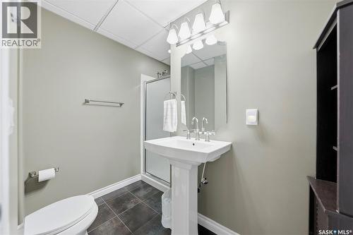 220 Floyd Court, Warman, SK 