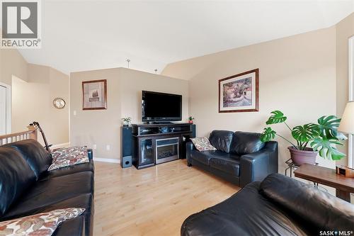 220 Floyd Court, Warman, SK 