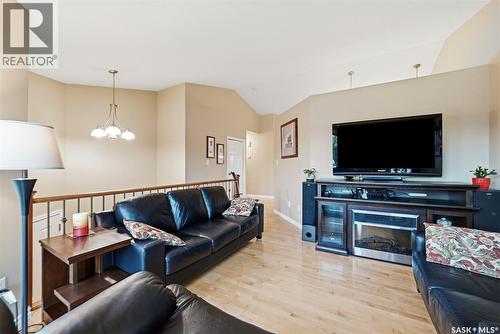 220 Floyd Court, Warman, SK 