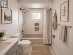 Virtually Staged Main 4 pc bath - 