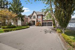 74 YONGEHURST ROAD Richmond Hill, ON L4C 3T2