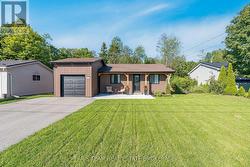 47 SANDSPRINGS CRESCENT  Essa, ON L0M 1B0