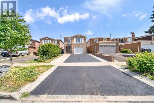 76 BANTING CRESCENT  Brampton, ON L6Y 2K9