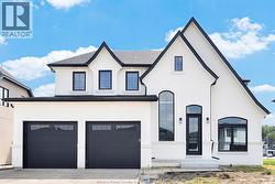 8311 ANNIE AVENUE  Amherstburg, ON N0R 1J0