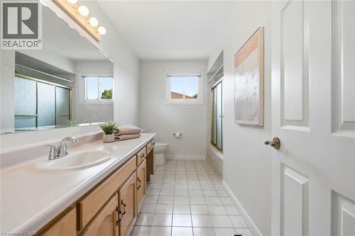 12 Sumner Crescent, Grimsby, ON 