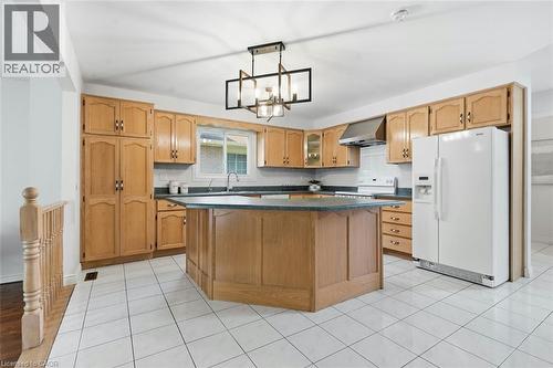 12 Sumner Crescent, Grimsby, ON 