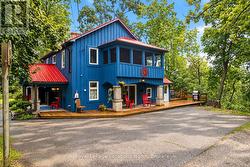 105 CRAIG STREET  North Middlesex (Ailsa Craig), ON N0M 1A0