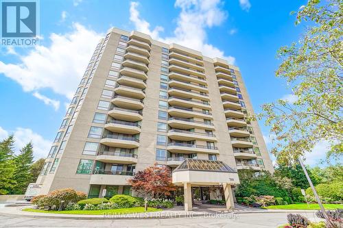 305 - 700 WILSON ROAD N  Oshawa, ON L1G 7T5