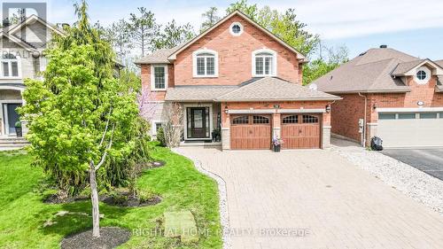 26 STAPLETON PLACE  Barrie, ON L4N 5Z3