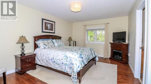 26 Stapleton Place, Barrie, ON 