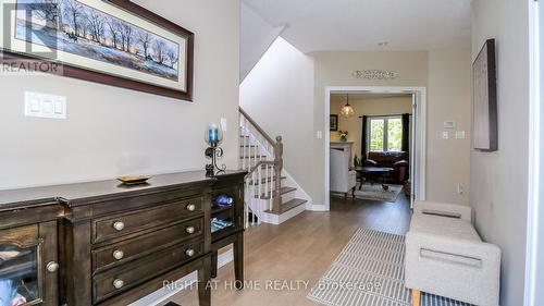 26 Stapleton Place, Barrie, ON 