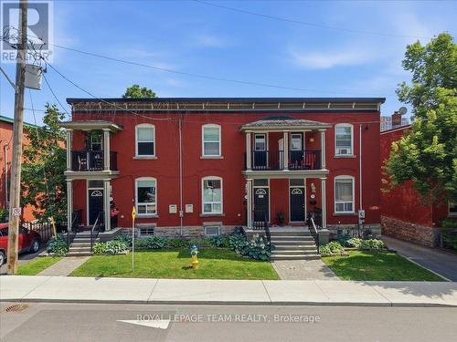 136 Elm Street, Ottawa, ON 