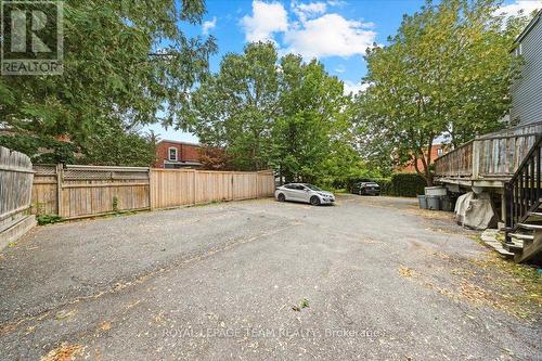 136 Elm Street, Ottawa, ON 