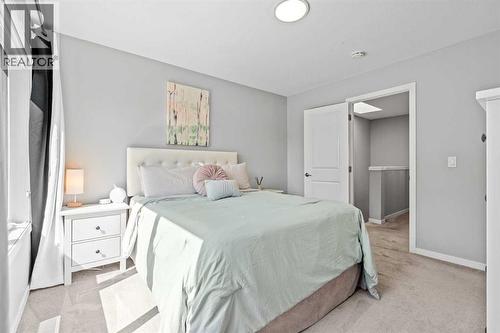 3304 2 Street Ne, Calgary, AB 